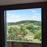 Ursteirerhof - Familie Kerschbaumer Paalsdorf