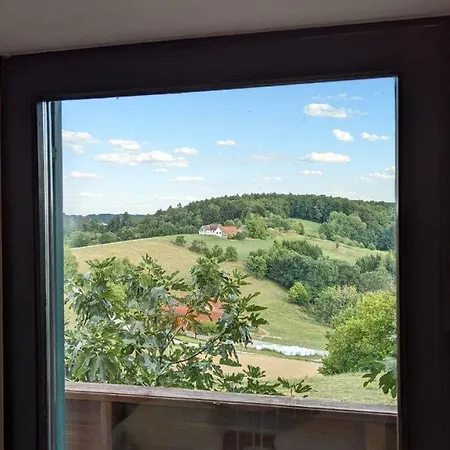 Ursteirerhof - Familie Kerschbaumer Paalsdorf